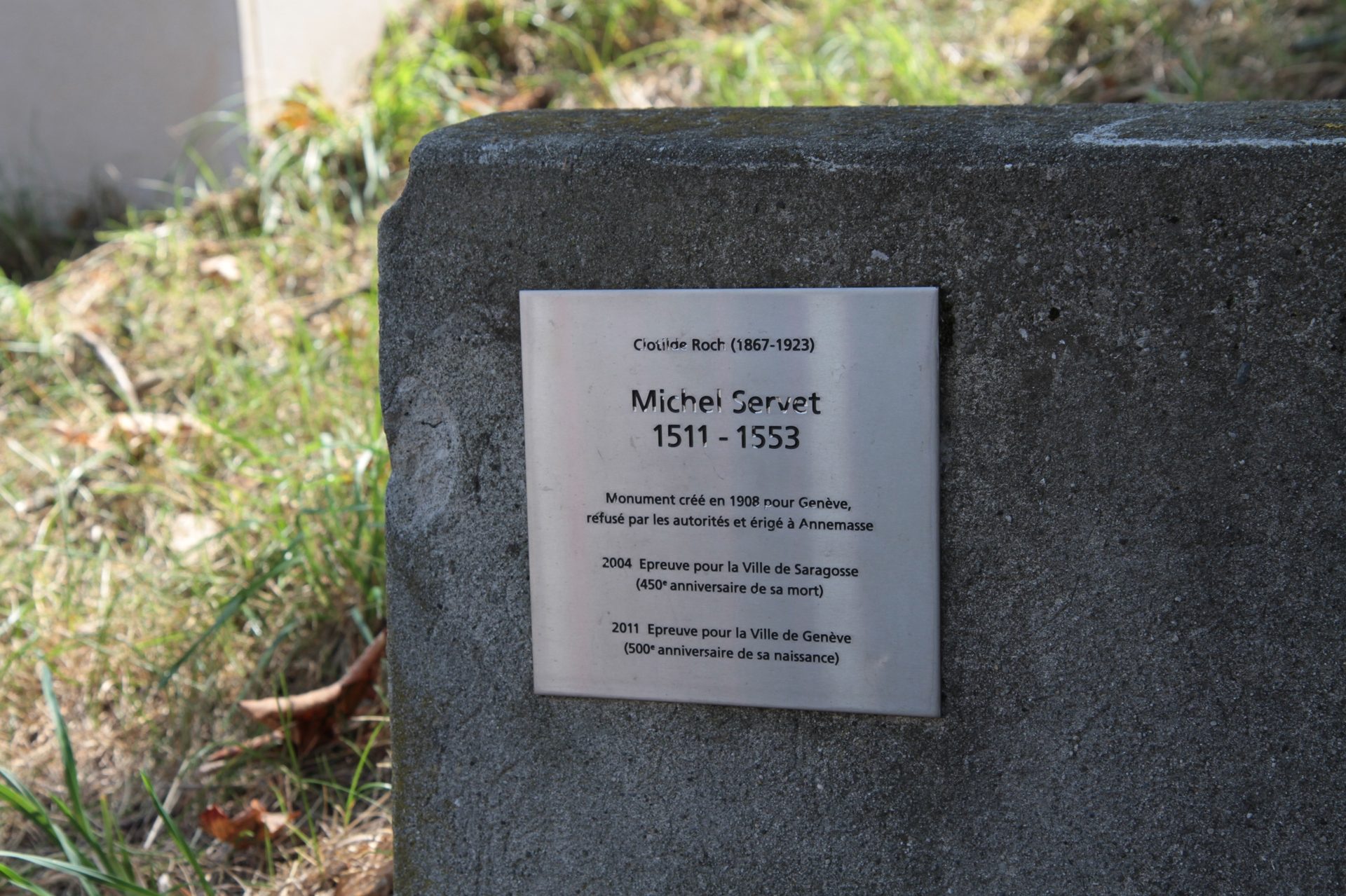 Miguel Servet monument, Geneva - 06.JPG